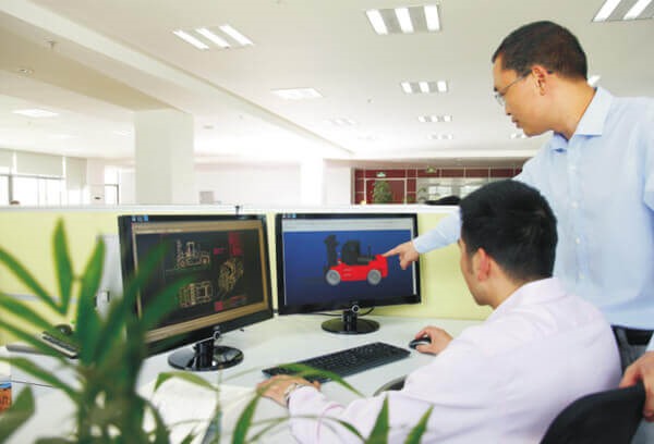 杭州叉車研發(fā)團(tuán)隊展示